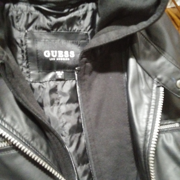 Hooded leather jacket - Picture 2 of 3